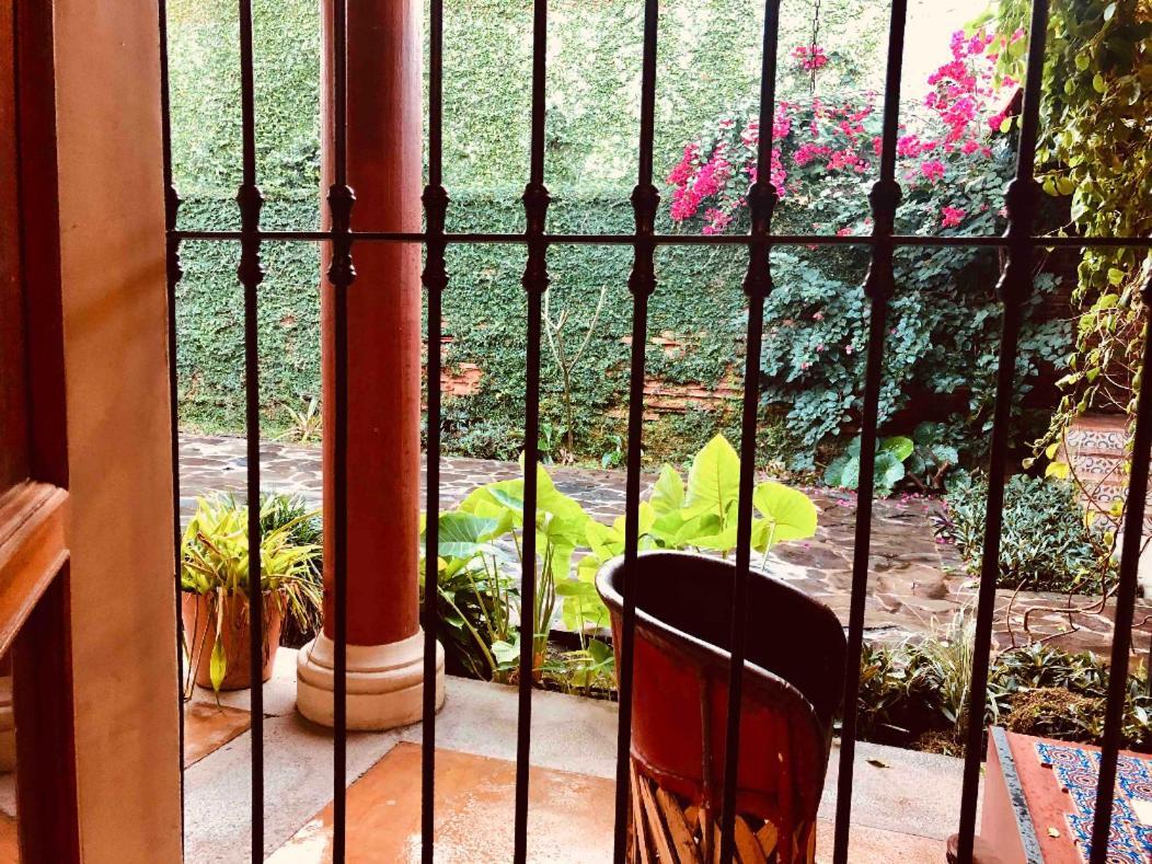 Hotel Art Gallery Casona De Los Milagros Colima Eksteriør bilde