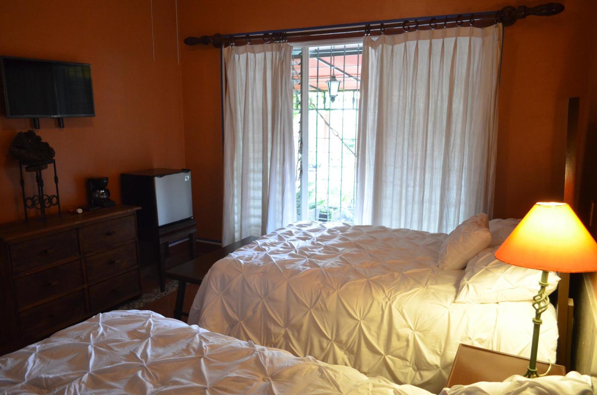 Hotel Art Gallery Casona De Los Milagros Colima Eksteriør bilde